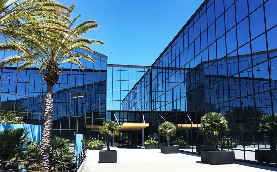 More Photos Of 700 Airport Blvd, Burlingame Office For Lease