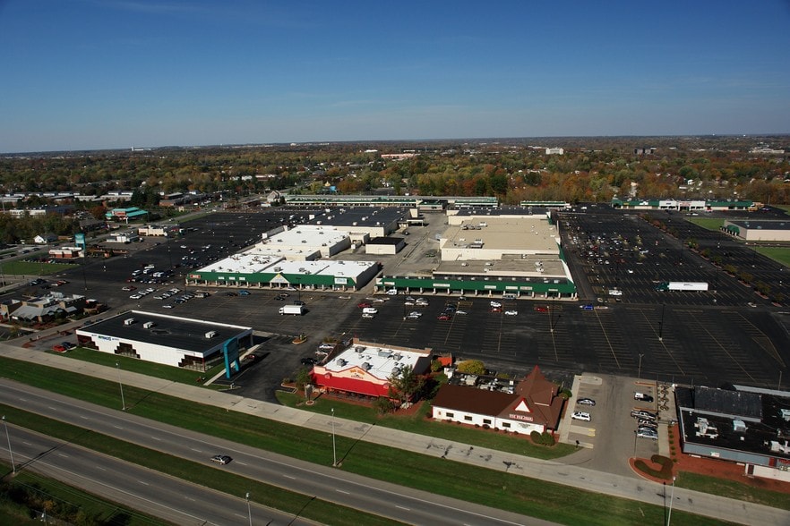 More Photos Of 5651-5841 Emporium Sq, Columbus Unknown For Lease