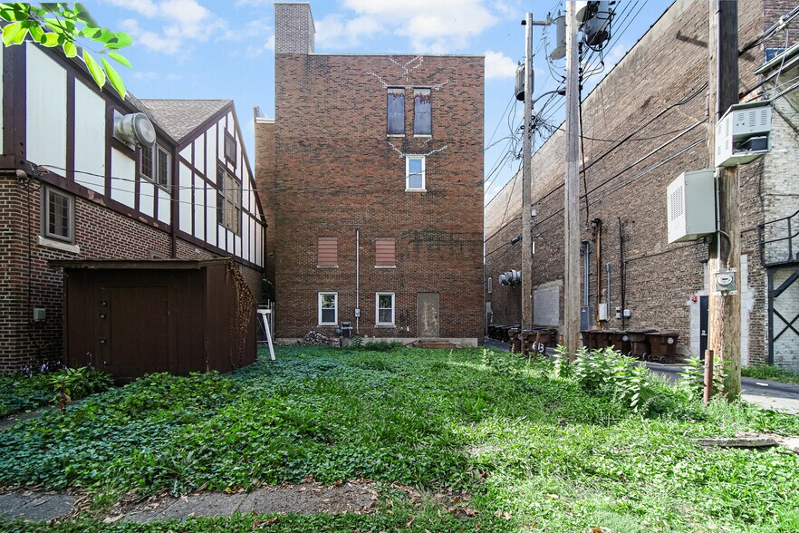 More Photos Of 512 Temple St, Whiting Specialty For Sale