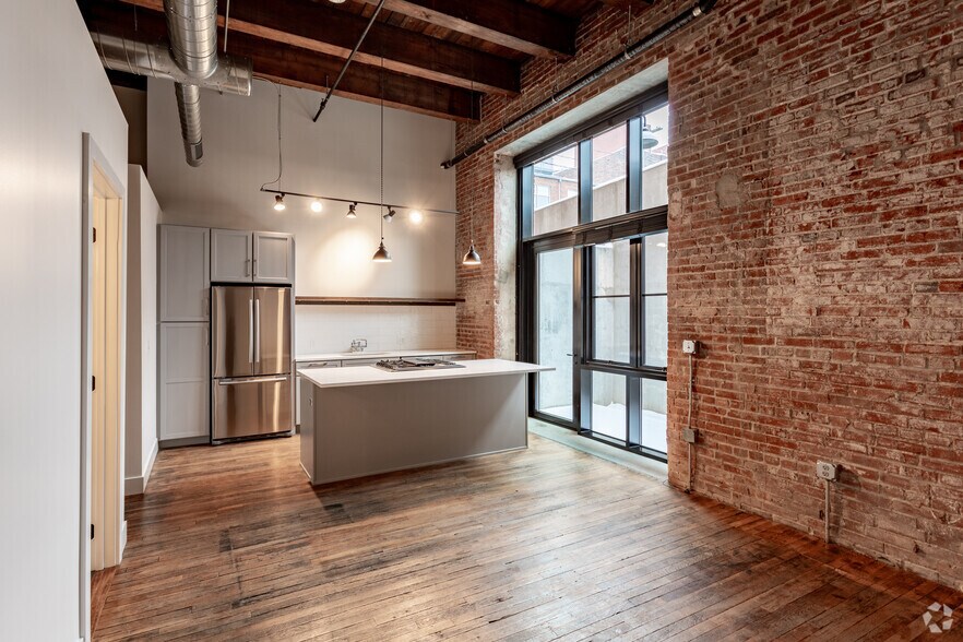 More Photos Of 1509 Walnut St, Kansas City Apartments For Sale