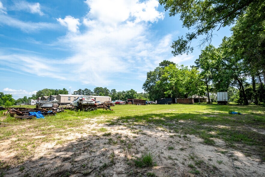 More Photos Of 7820 FM 1010 Rd, Cleveland General Retail For Sale