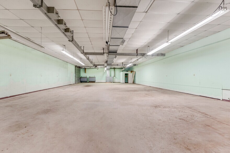 More Photos Of 16107 Moseley Rd, Madison Industrial For Sale