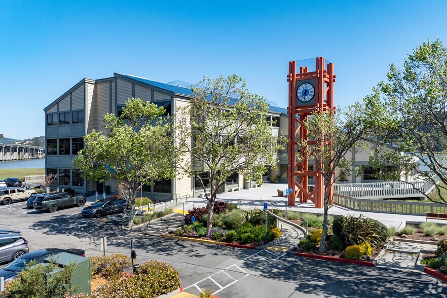 More Photos Of 100 Shoreline Hwy, Mill Valley Unknown For Lease