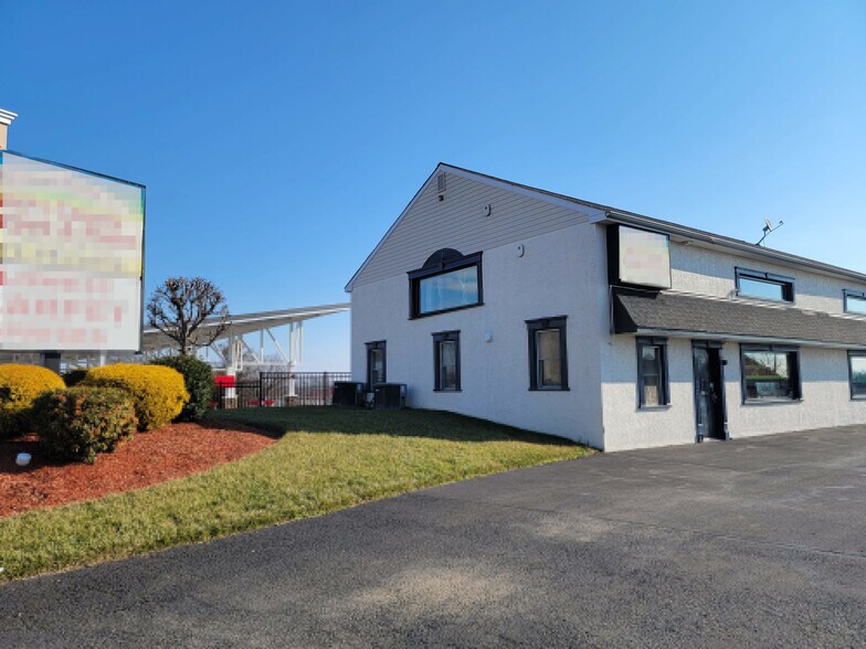 Primary Photo Of 909 Bustleton Pike, Feasterville Trevose Office For Lease