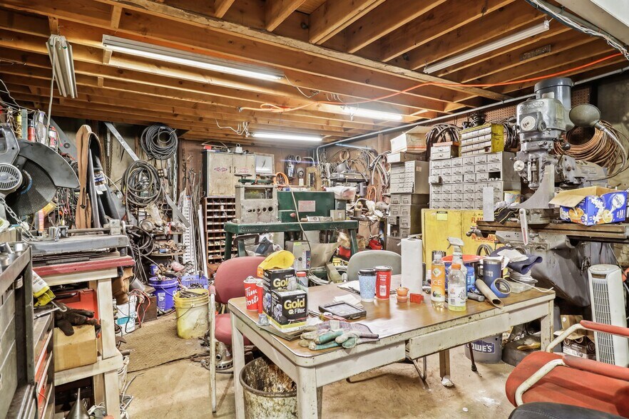 More Photos Of 85 Skillen St, Buffalo Auto Salvage Facility For Sale