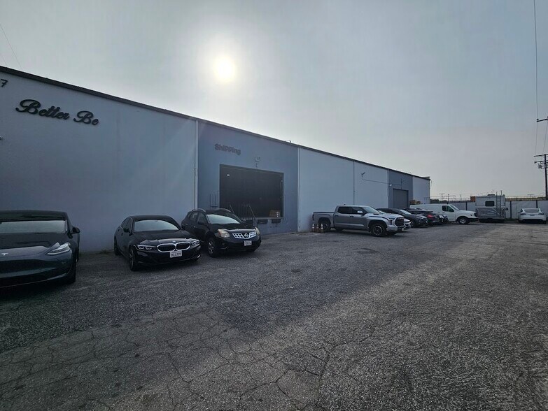 More Photos Of 2027 Laura Ave, Huntington Park Manufacturing For Sale