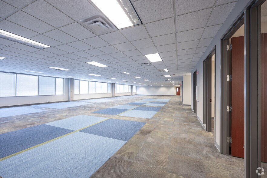 More Photos Of 925 North Point Pky, Alpharetta Coworking Space