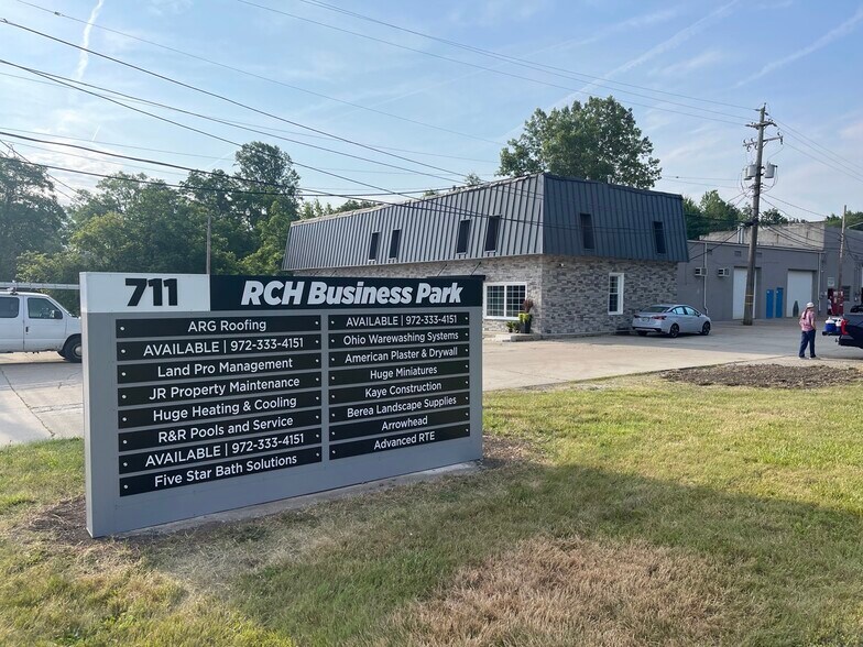 More Photos Of 711 W Bagley Rd, Berea Unknown For Lease