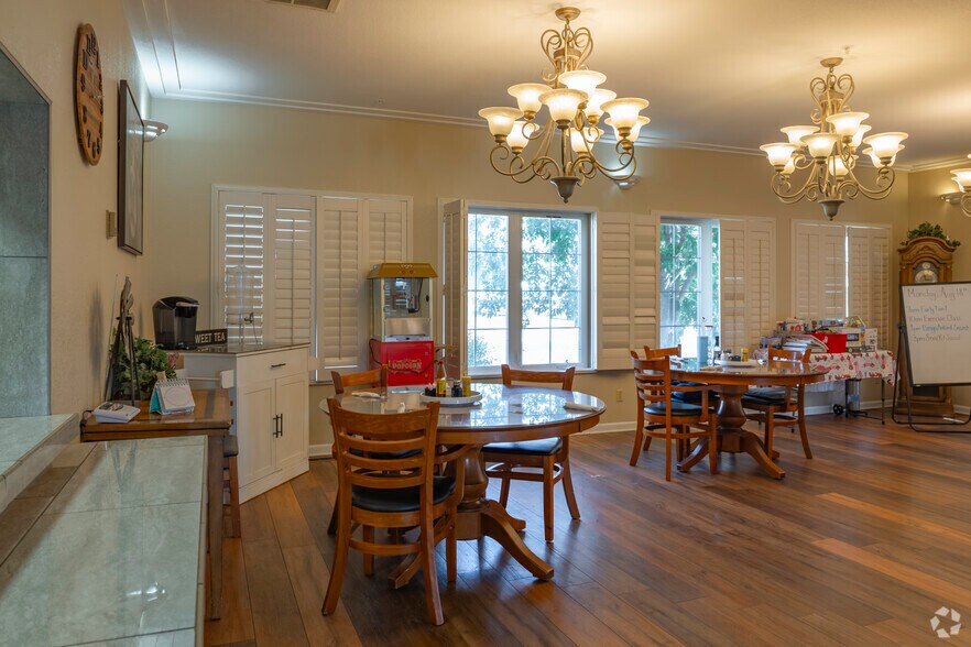 More Photos Of 15 S Ash St, Keenesburg Skilled Nursing Facility For Sale