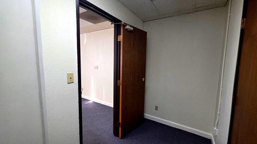 More Photos Of 217 S Glendora Ave, Glendora Office For Lease