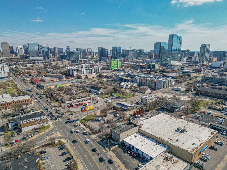 More Photos Of 1811 Charlotte Ave, Nashville Storefront Retail Office For Sale