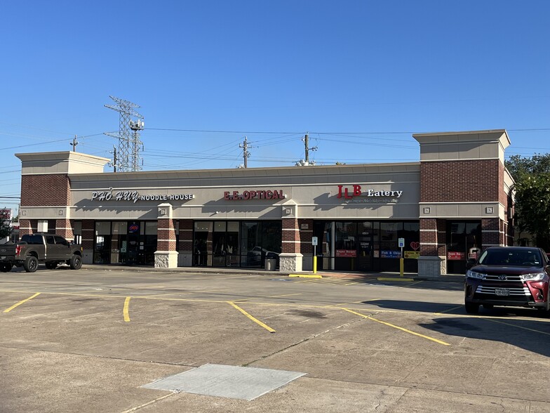 Primary Photo Of 2400 Gessner Rd, Houston Unknown For Lease