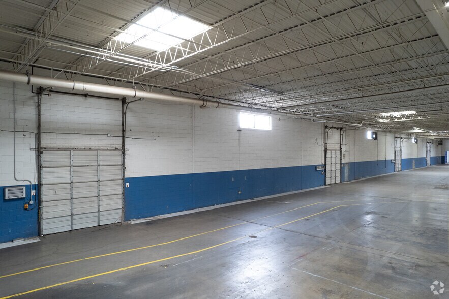 More Photos Of 4221 Monaco St, Denver Warehouse For Lease