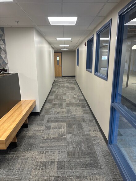More Photos Of 325 E Centre Rd, Portage Office For Lease