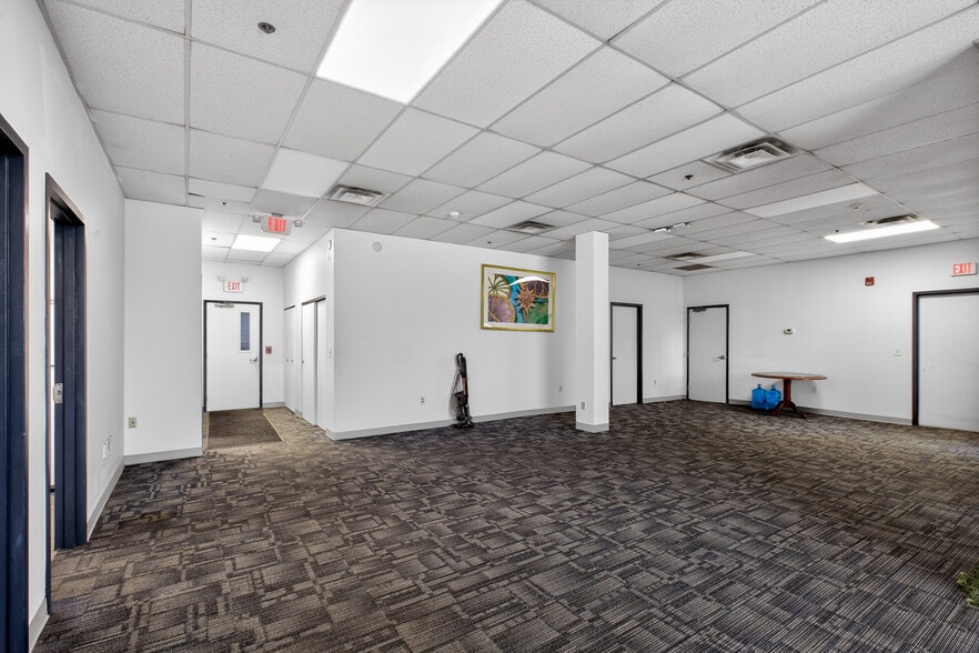 More Photos Of 124 Second St, Chelsea Warehouse For Lease