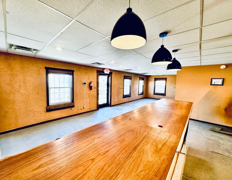 More Photos Of 36730 Democracy Dr, Trinidad Warehouse For Lease