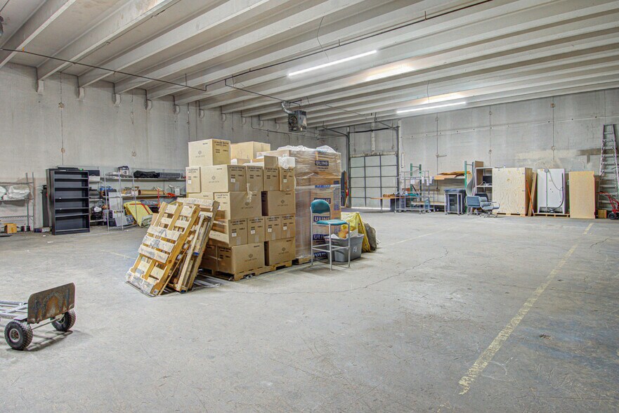 More Photos Of 1045 W 45th Ave, Denver Warehouse For Sale