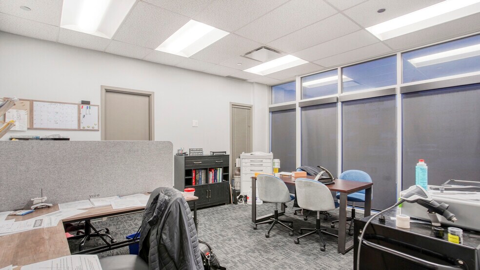 More Photos Of 190 Carleton Dr, St. Albert Warehouse For Sale