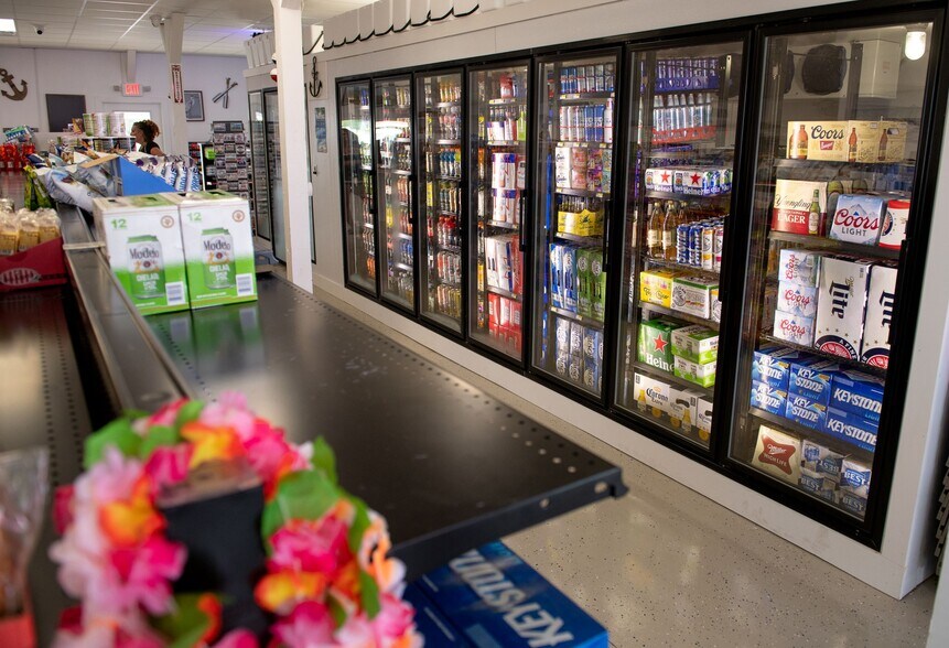 More Photos Of 3581 Caratoke Hwy, Maple Land For Sale