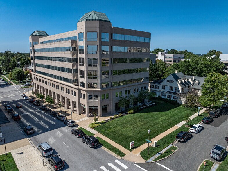 More Photos Of 210 W Pennsylvania Ave, Towson Office For Sale