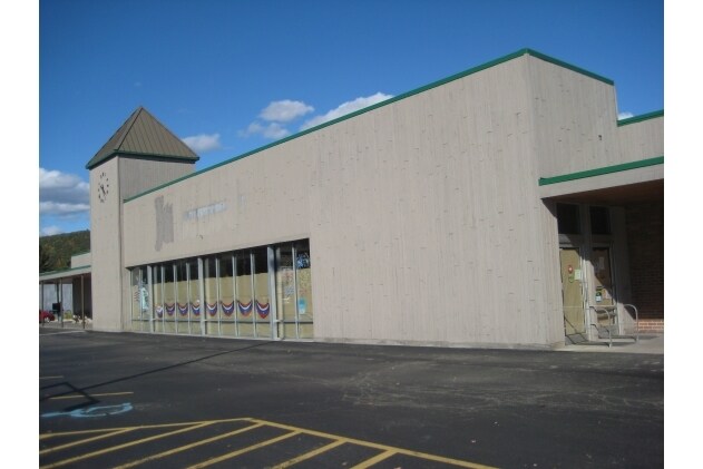 More Photos Of 314-328 Park Ave, Corning Unknown For Lease