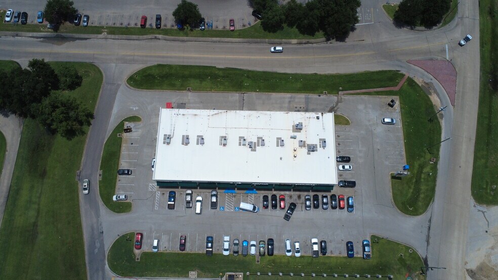 More Photos Of 173 Tovera Rd, Alvin Unknown For Lease