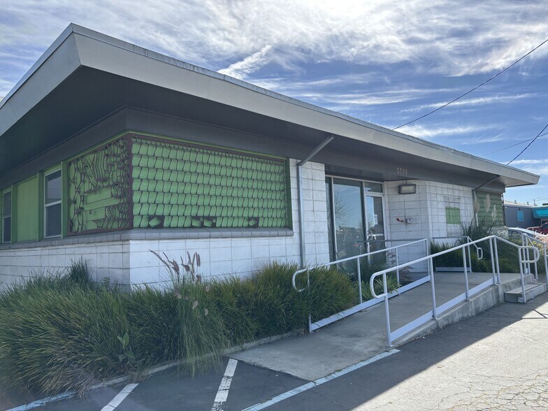 Primary Photo Of 2350 Alvarado St, San Leandro Warehouse For Lease