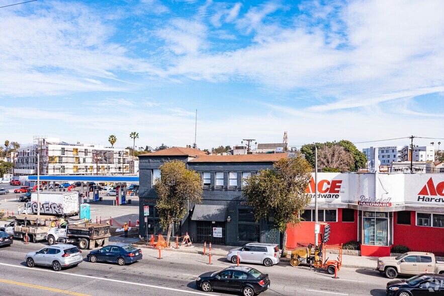 More Photos Of 2614 Crenshaw Blvd, Los Angeles Loft Creative Space For Lease