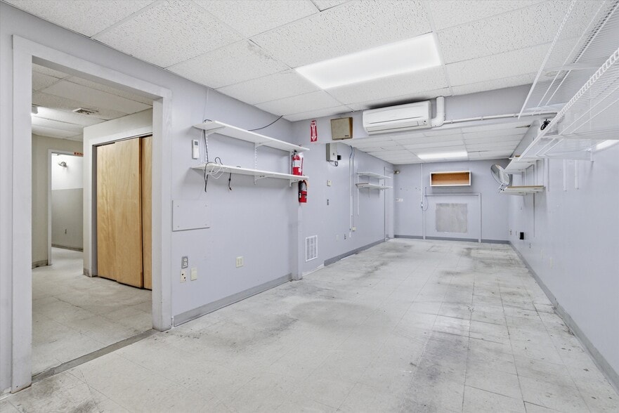 More Photos Of 95 Runnells Bridge Rd, Hollis Manufacturing For Sale