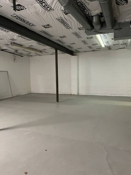 More Photos Of 355 E Crossville Rd, Roswell Office For Sale