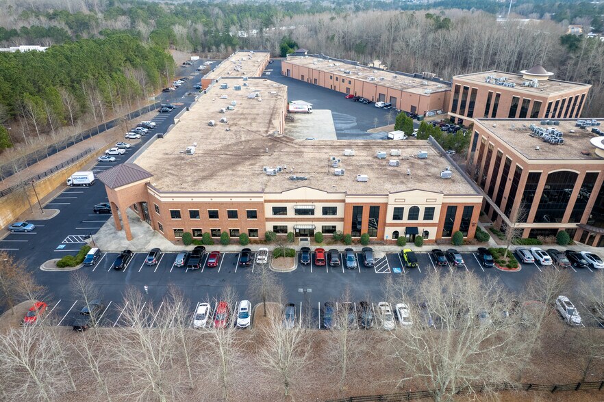 More Photos Of 6485 Shiloh Rd, Alpharetta Light Distribution For Lease