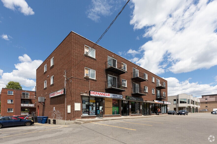 Primary Photo Of 525-533 Boul De La Concorde O, Laval Storefront Retail Residential For Sale