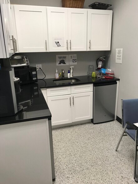 More Photos Of 1120-1130 Coney Island Ave, Brooklyn Medical For Lease