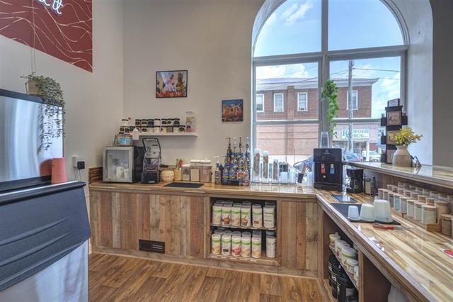 More Photos Of 301 W Main St, Radford Apartments For Sale