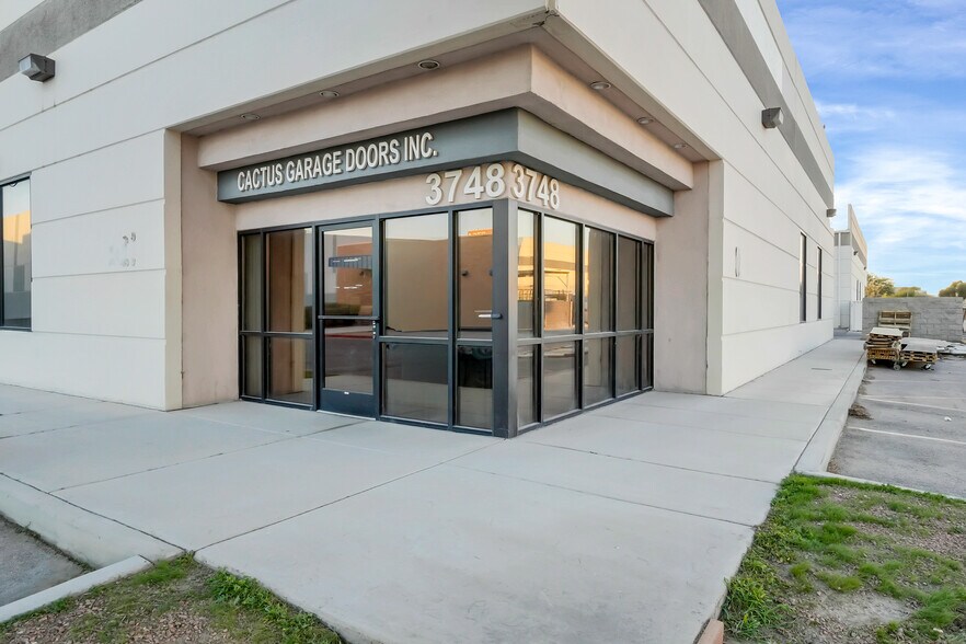 More Photos Of 3748 Civic Center Dr, North Las Vegas Light Manufacturing For Sale