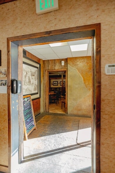 More Photos Of 5159 CA-140, Mariposa General Retail For Sale