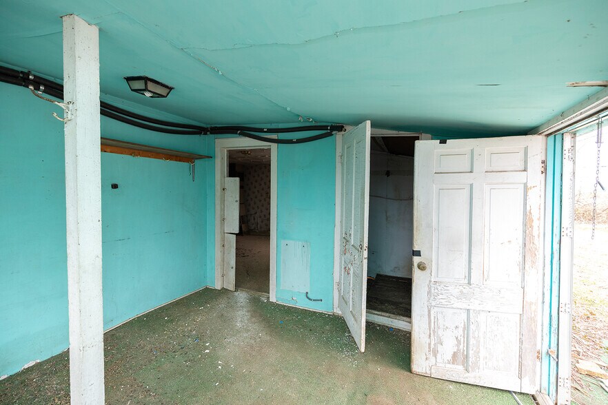 More Photos Of 2216 E Ford St, Valley Center Land For Sale