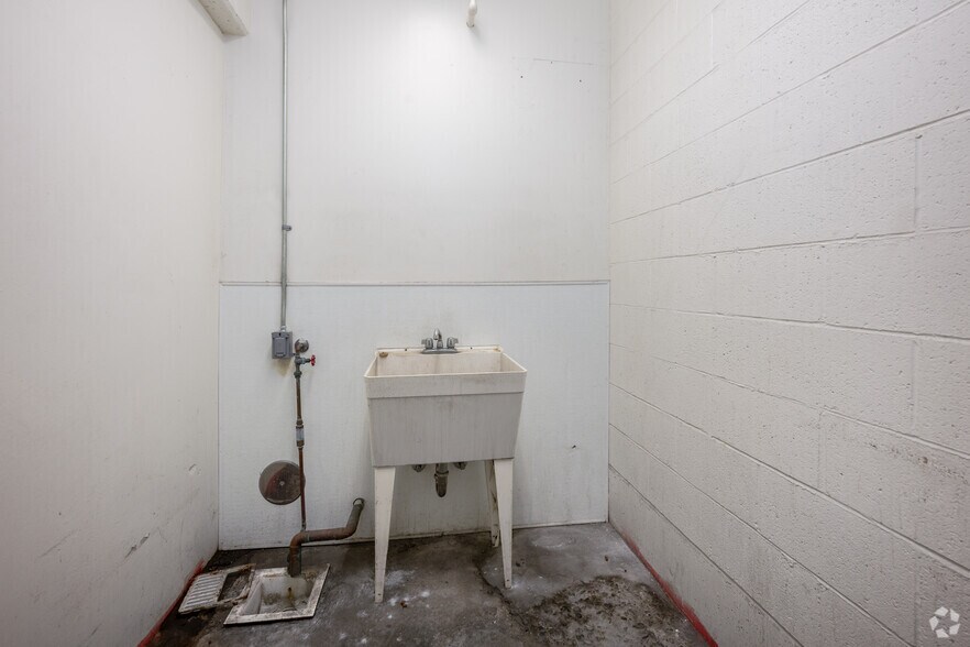 Photo of 1st Floor Ste Bay E