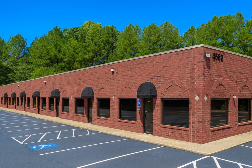 Primary Photo Of 4582 Atwater Ct, Buford Light Distribution For Lease
