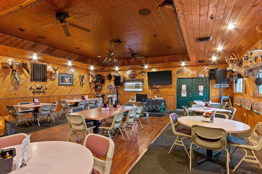 More Photos Of 784 State Highway 73 S, Nekoosa Restaurant For Sale