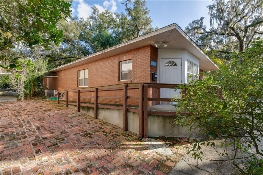 More Photos Of 38022 River Rd, Dade City Medical For Lease