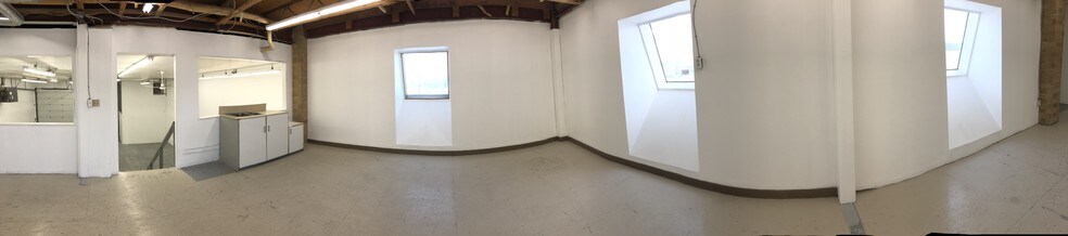 More Photos Of 1919 27th Ave NE, Calgary Warehouse For Sale