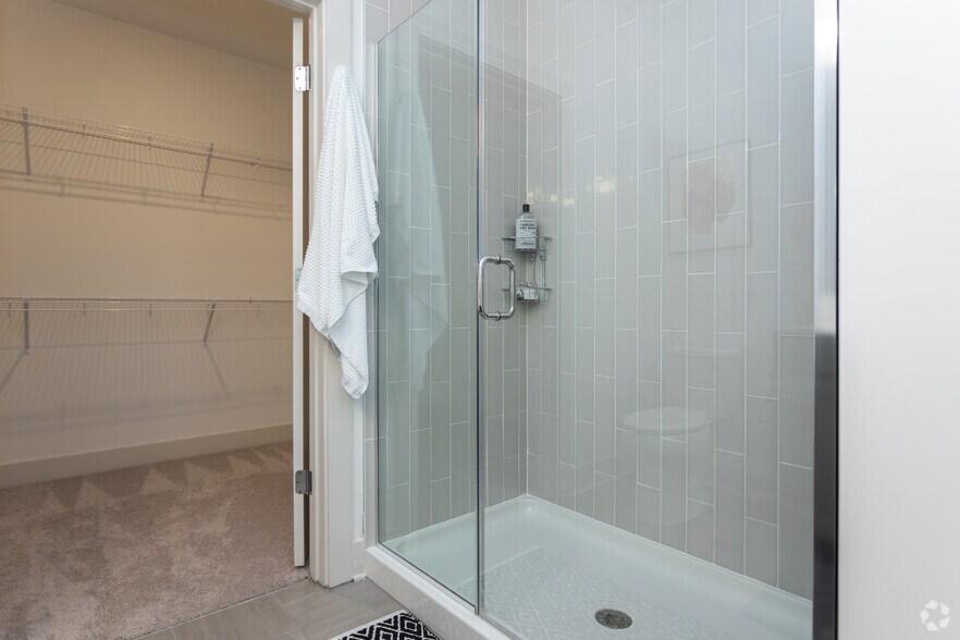 More Photos Of 145 New Bern St, Charlotte Apartments For Lease