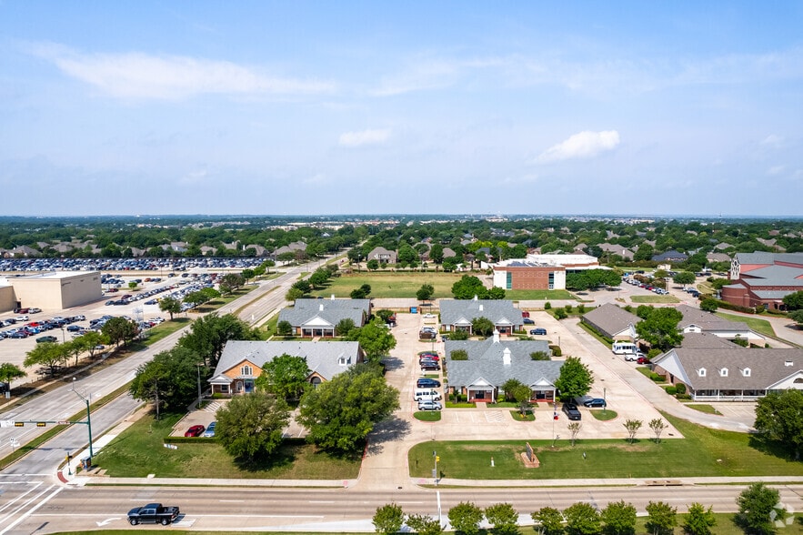 More Photos Of 6021 Morriss Rd, Flower Mound Unknown For Lease