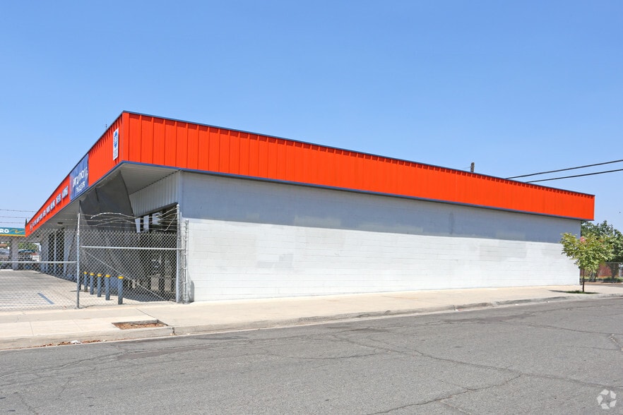 More Photos Of 1316 N 1st St, Fresno Auto Repair For Sale