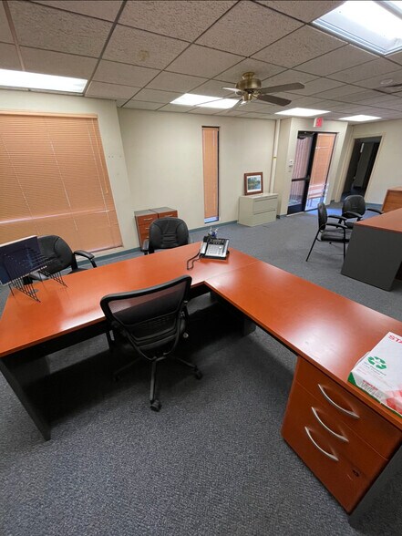 More Photos Of 4601 E McDowell Rd, Phoenix Medical For Sale