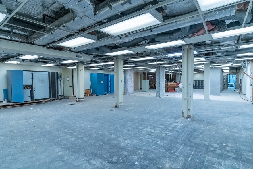 More Photos Of 449 Alvarado St, Monterey General Retail For Sale