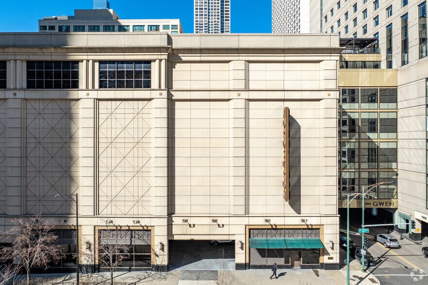More Photos Of 55 E Grand Ave, Chicago Department Store For Lease