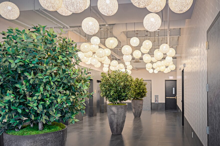 More Photos Of 1999 Cedarbridge Ave, Lakewood Office For Lease