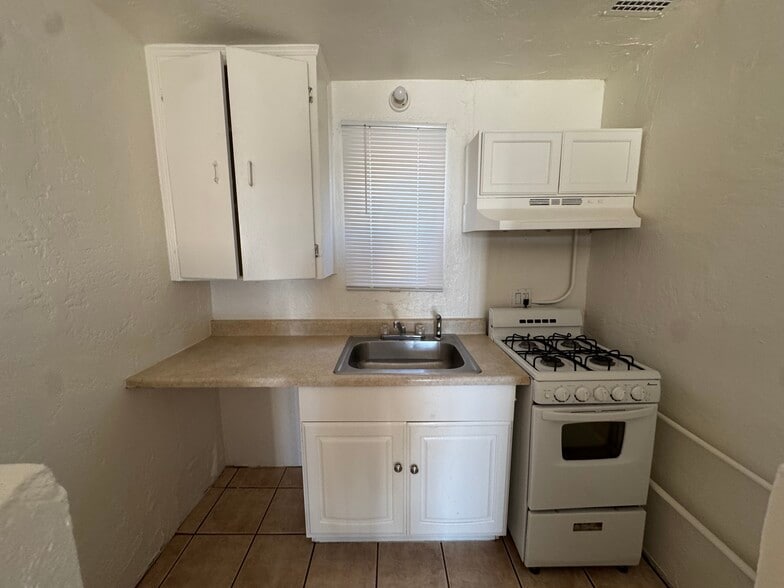 More Photos Of 1951 E Benson Hwy, Tucson Apartments For Sale